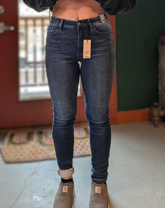 Mid Rise Medium Wash Skinny Judy Blue
