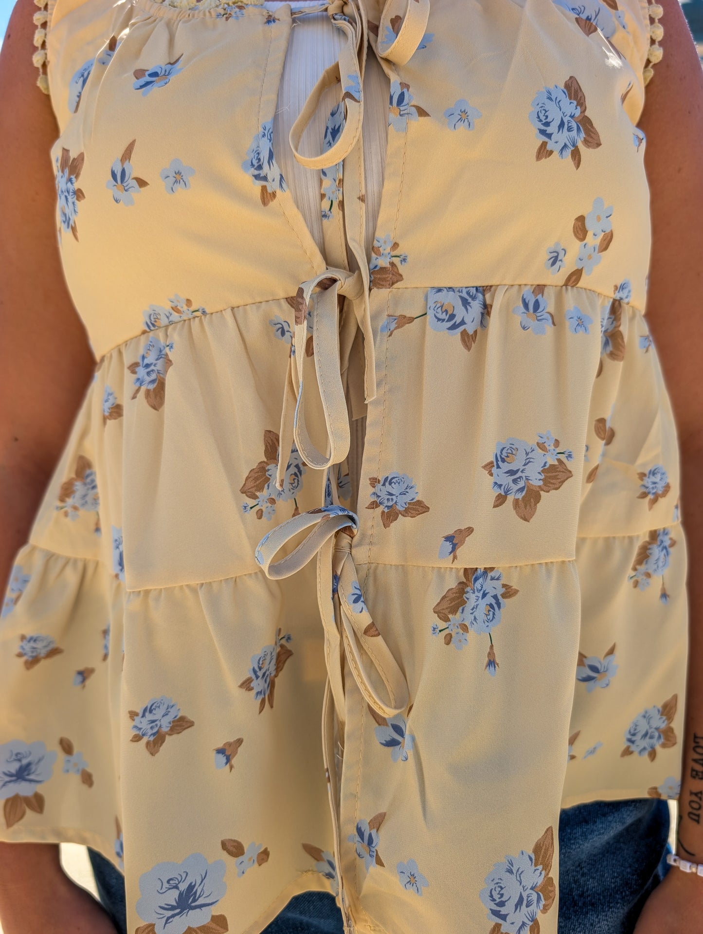 Boho Floral Print Tie Front Scoop Neck Sleeveless Top